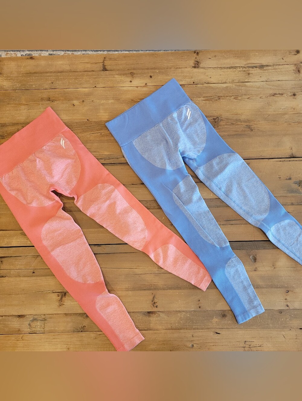 Bundle Of DOYOUEVEN Seamless High-Waist Workout Leggings - Coral & Sky Blue: S